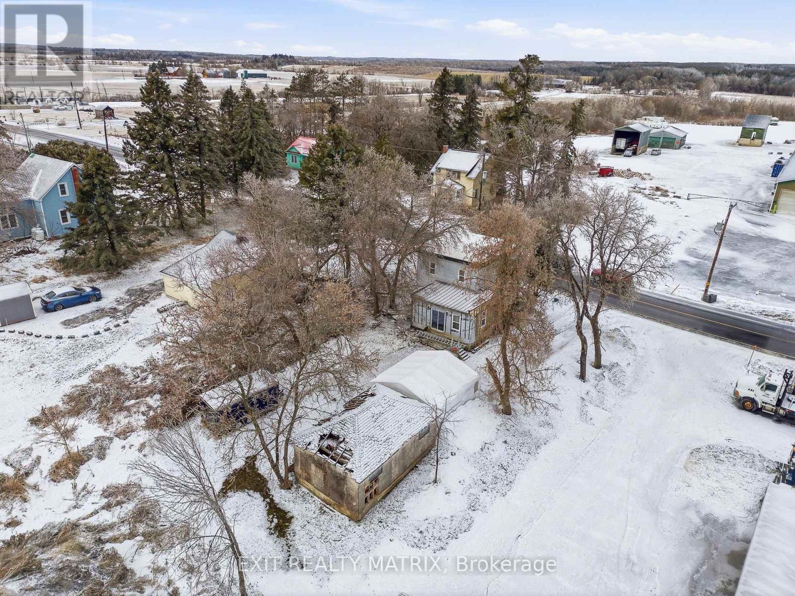 21888 Laggan-glenelg Road