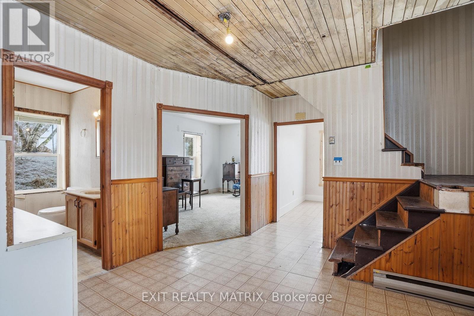 21888 Laggan-glenelg Road