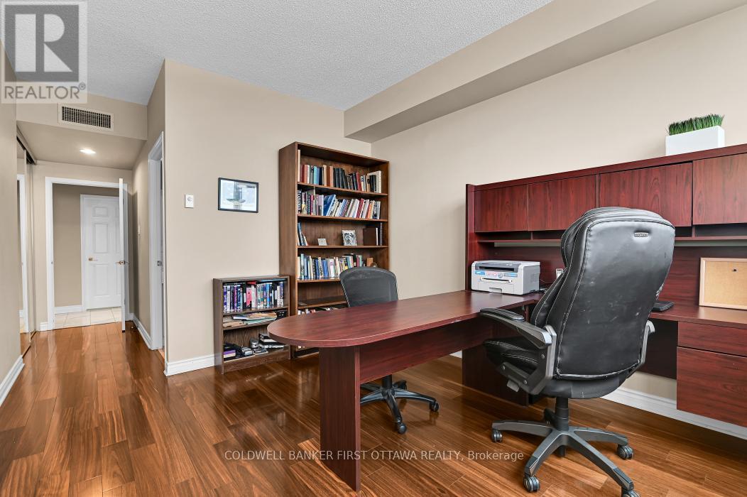 2702 - 1480 Riverside Drive