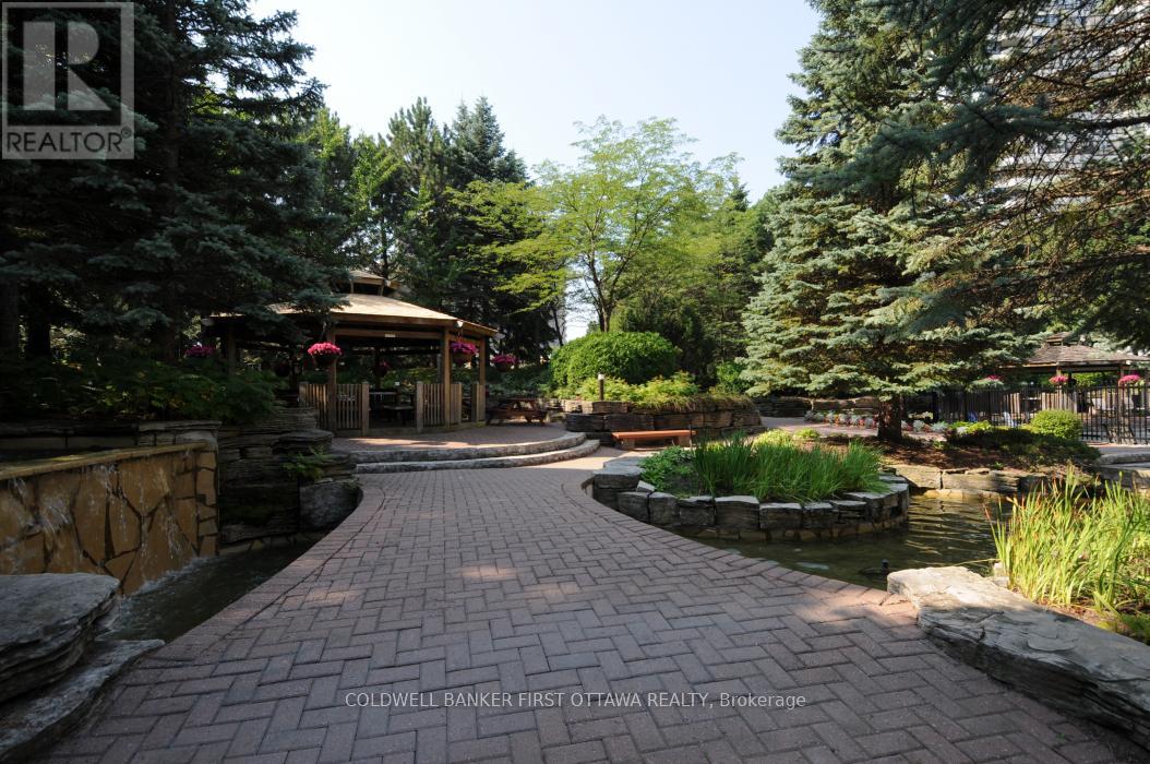 2702 - 1480 Riverside Drive