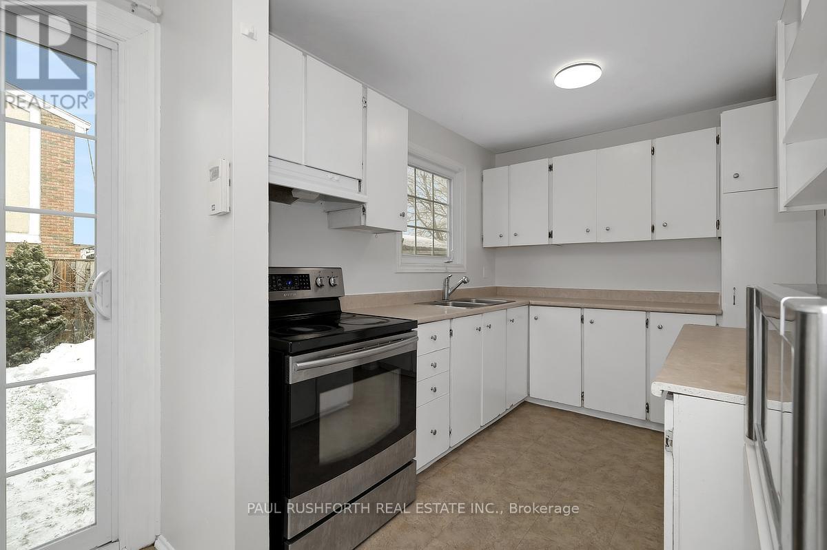 1107 Meadowlands Drive