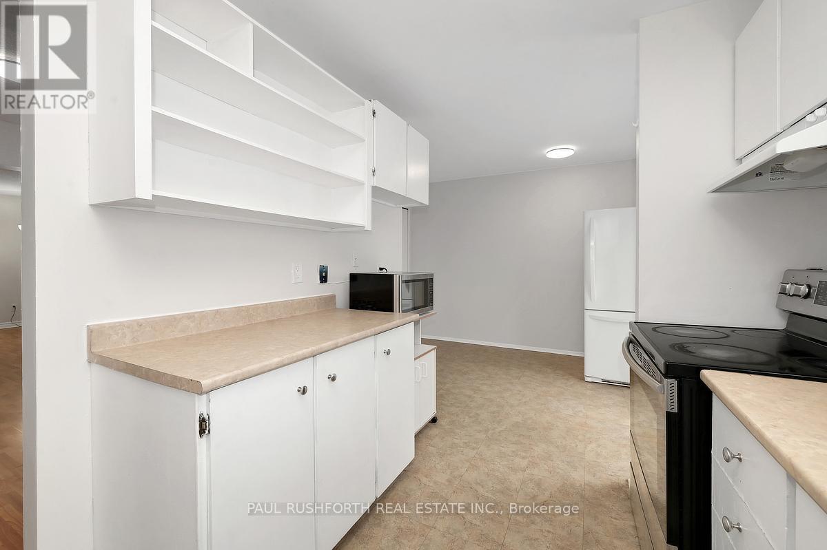 1107 Meadowlands Drive