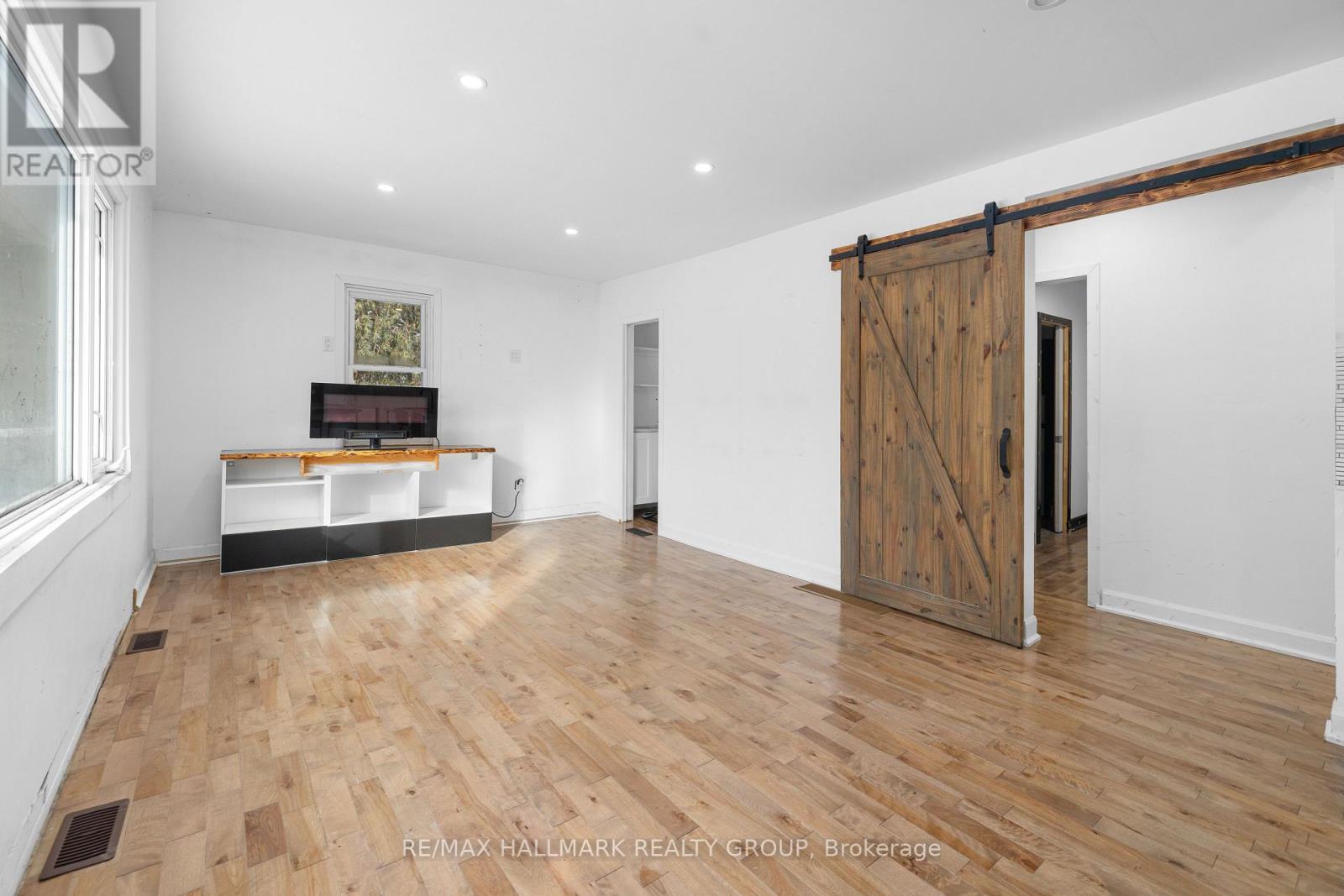 2601 Regional Road 174 Road