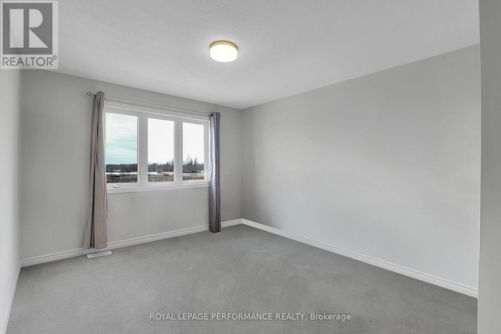 110 Main Halyard Lane