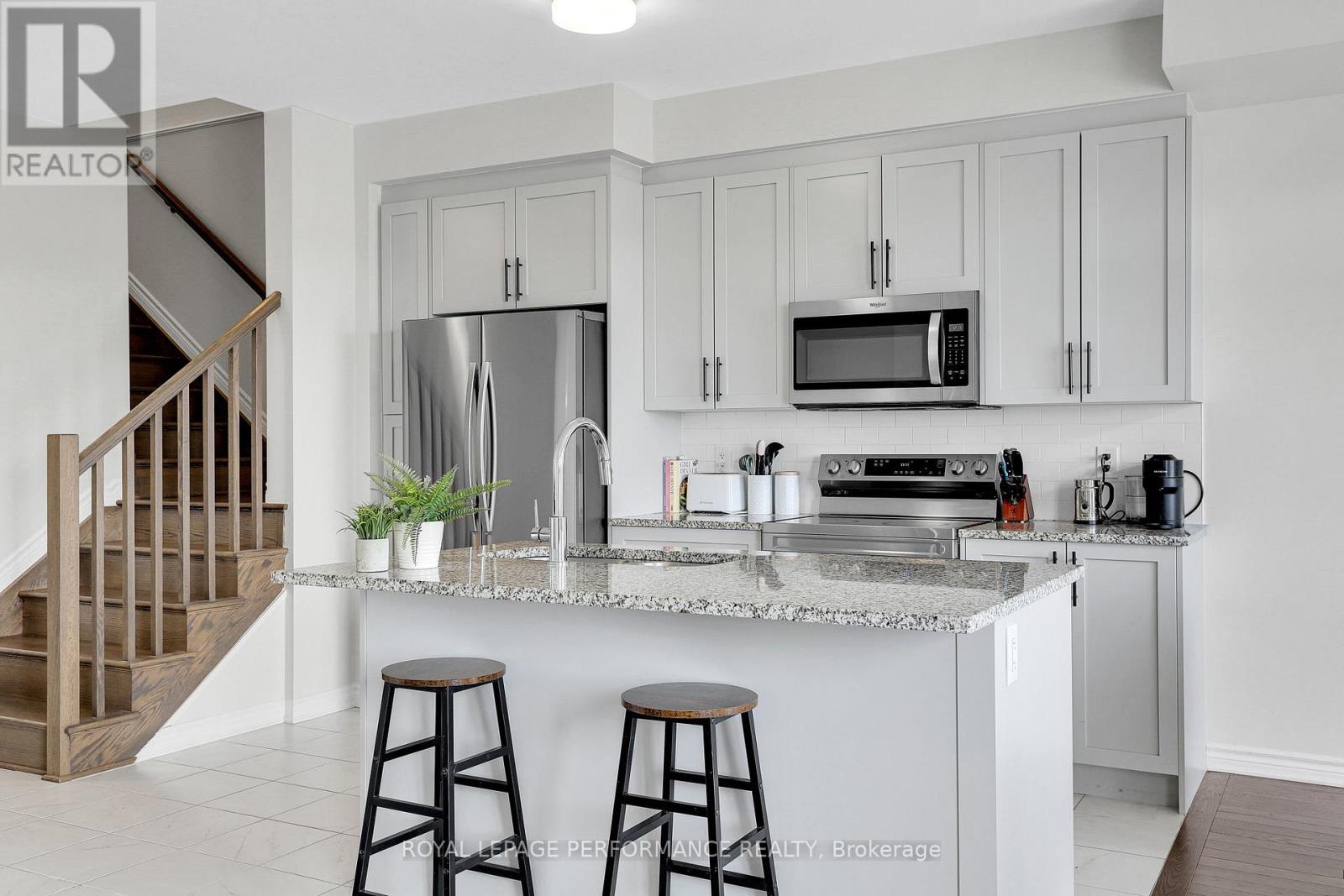 110 Main Halyard Lane