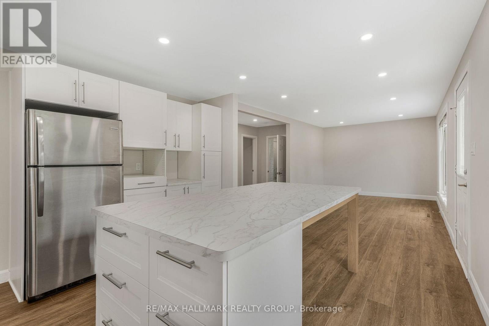 3900 Champlain Road