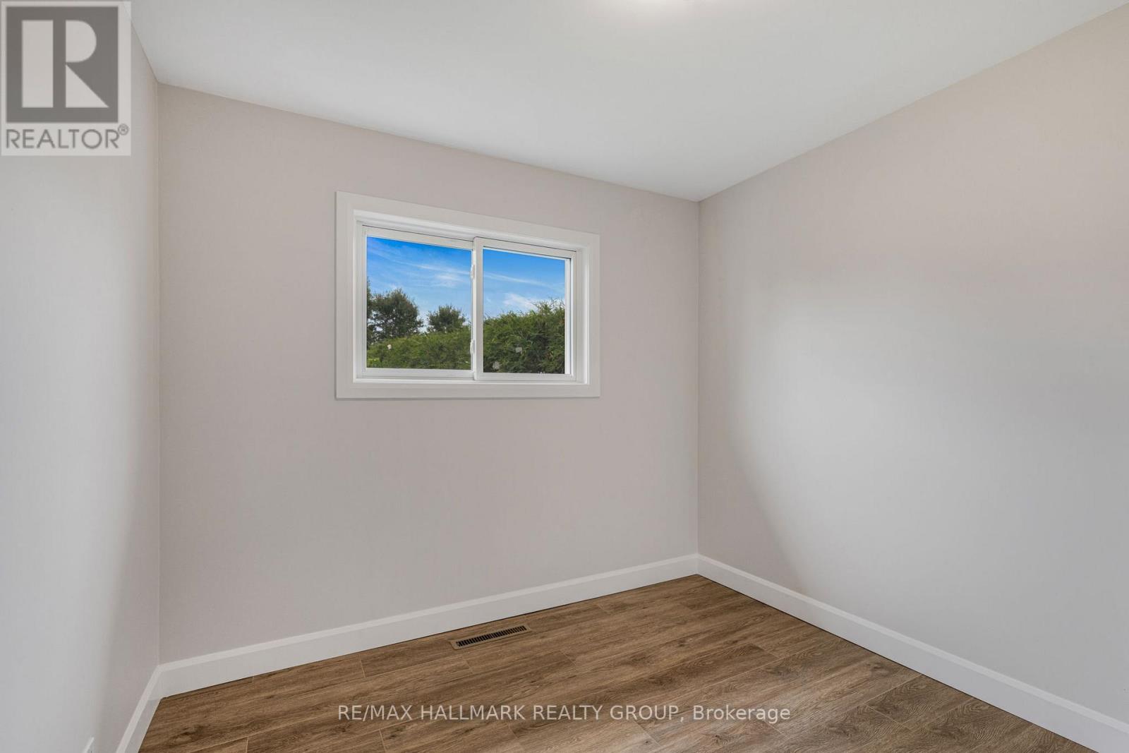 3900 Champlain Road