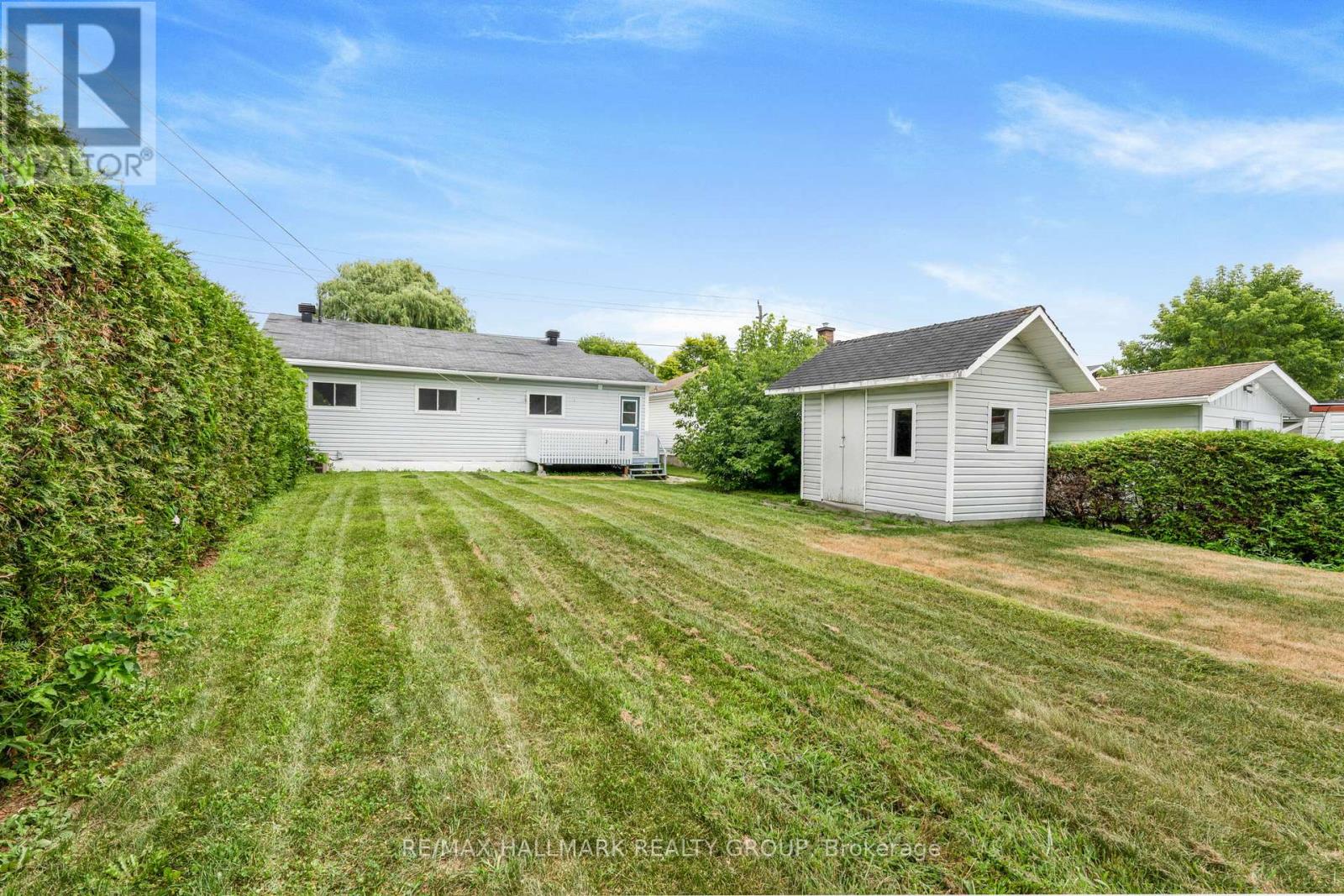 3900 Champlain Road