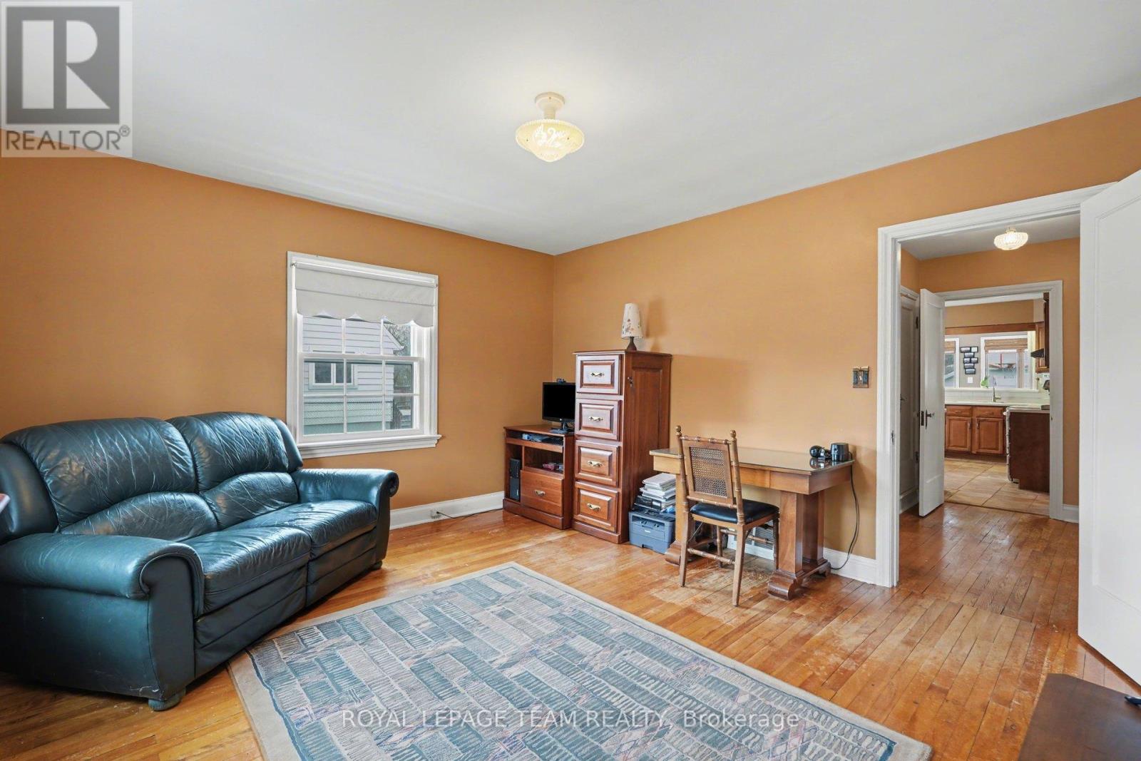 104 Van Buren Street