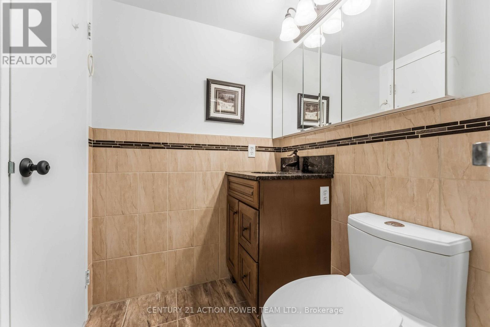 807 - 665 Bathgate Drive