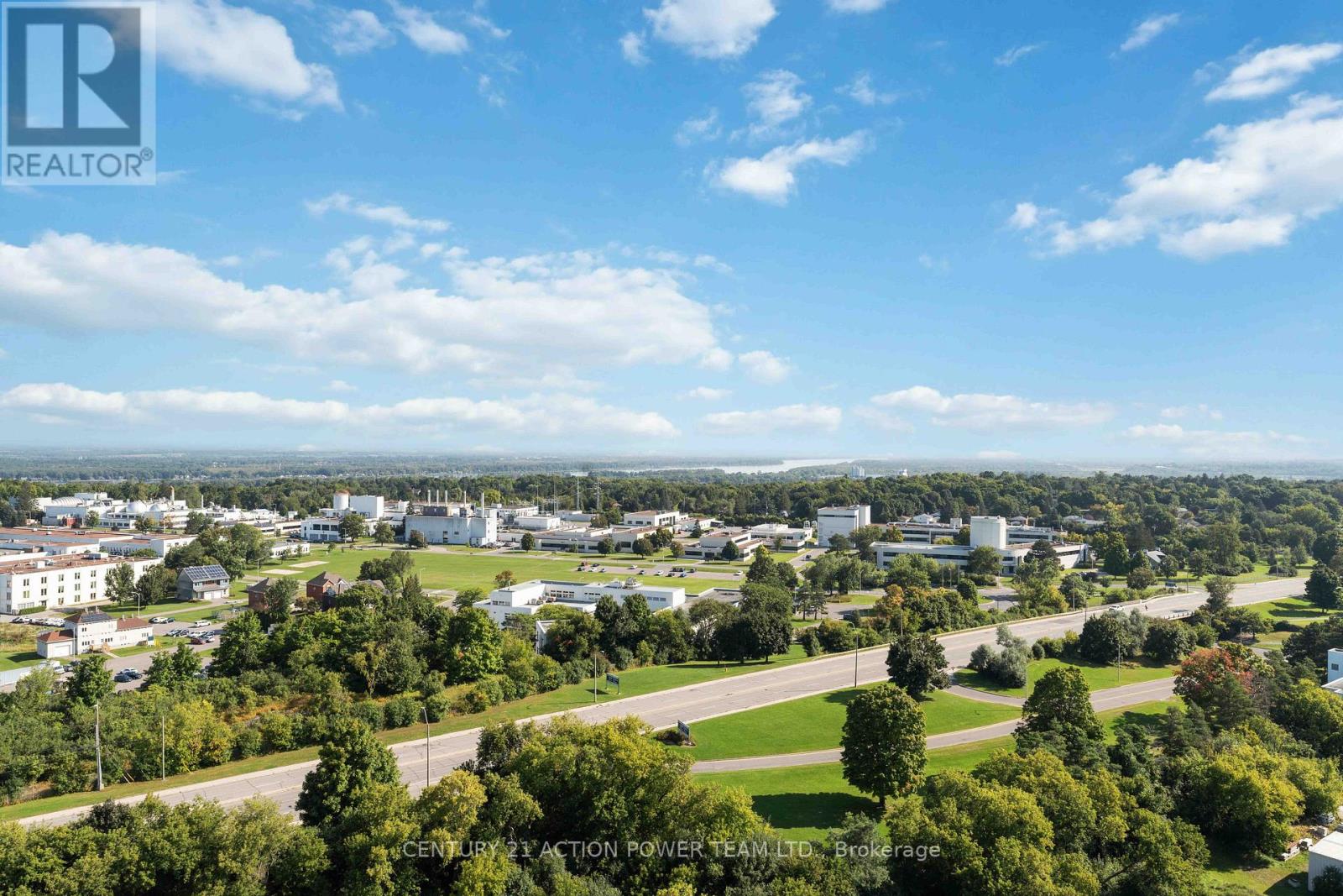 807 - 665 Bathgate Drive