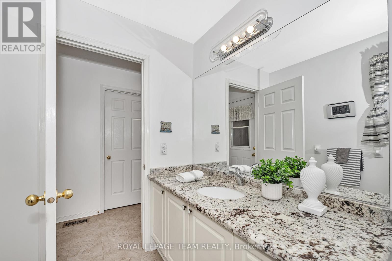 1961 Manotick Station Road