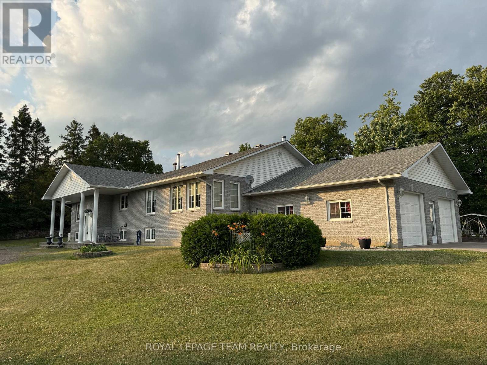 1961 Manotick Station Road