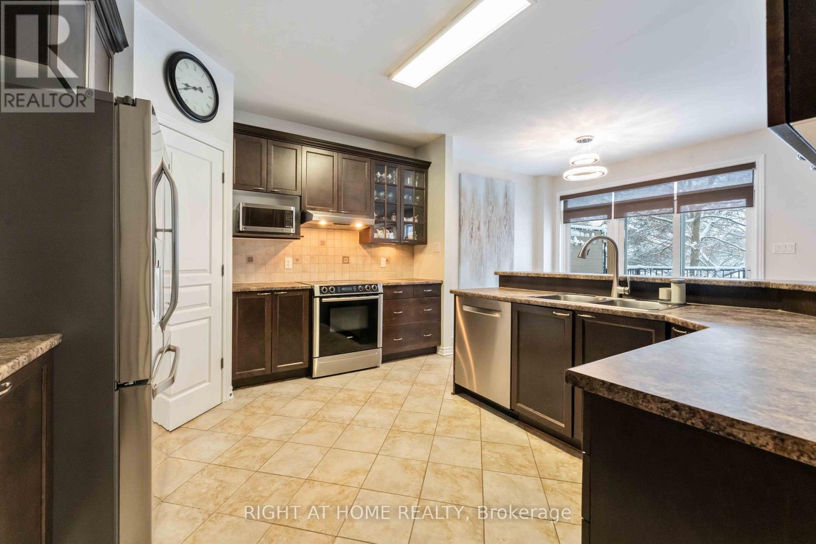 162 Saltspring Private