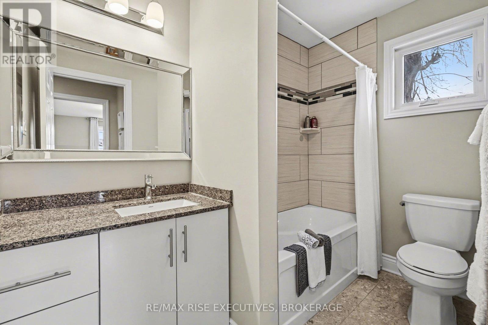 300c Richelieu Avenue