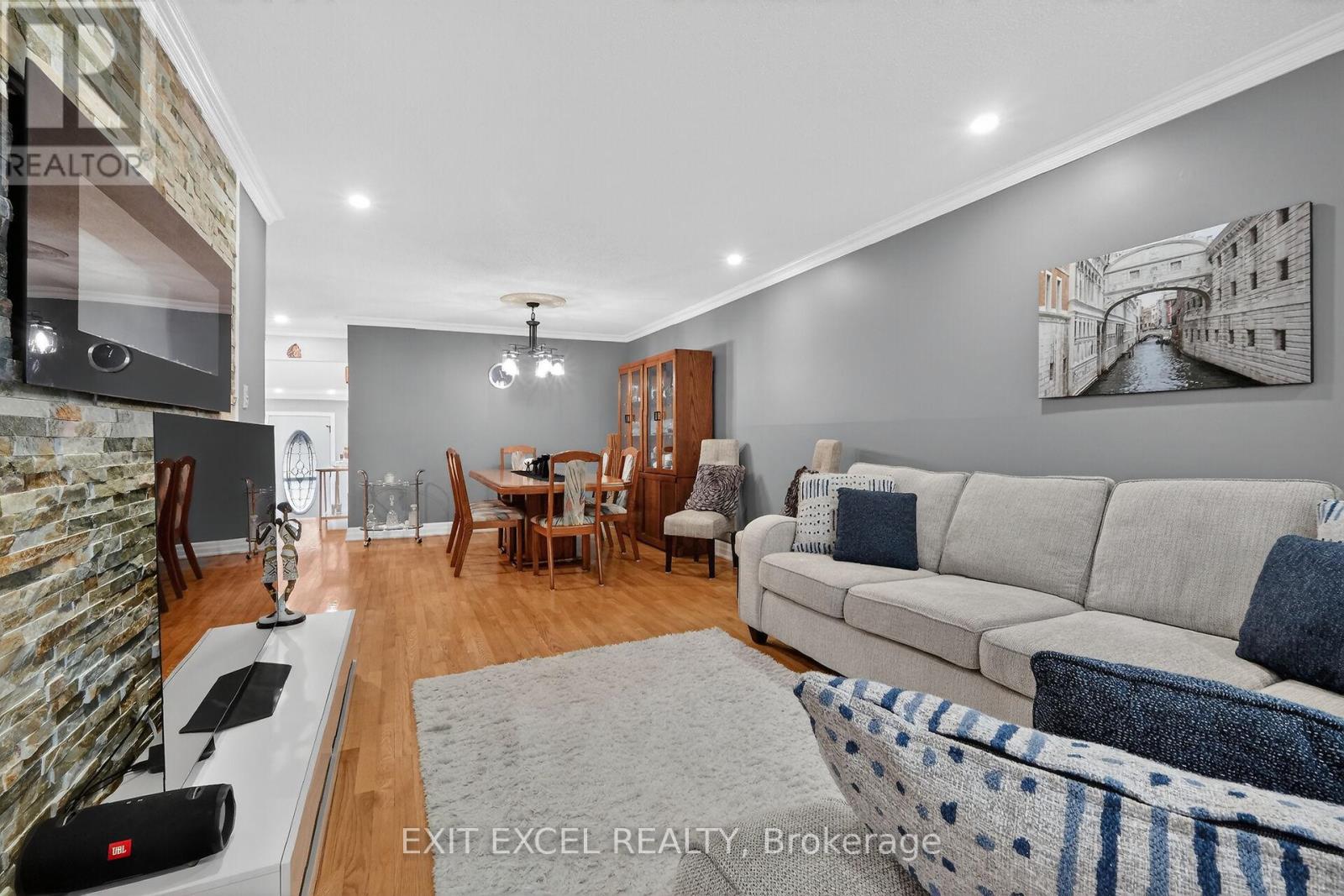 58 Fireside Crescent