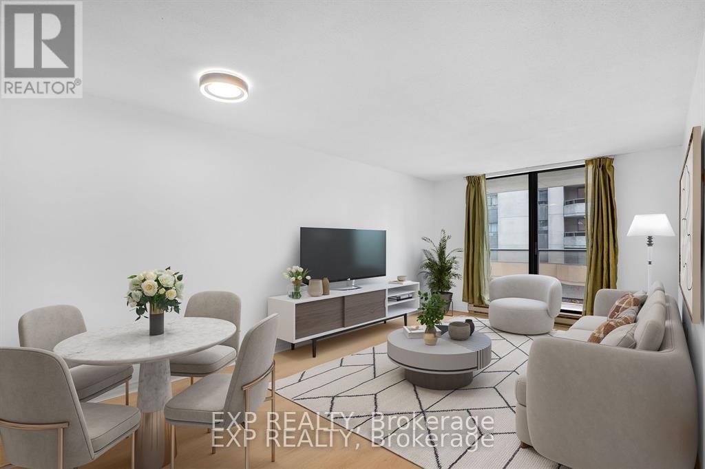 204 - 475 Laurier Avenue W