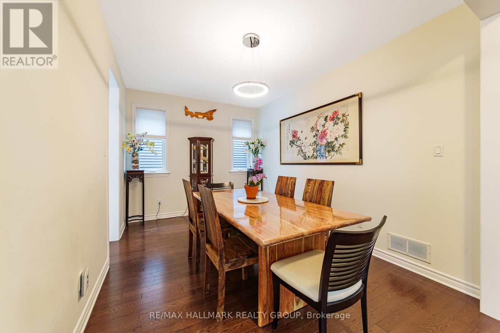 43 Cento Way