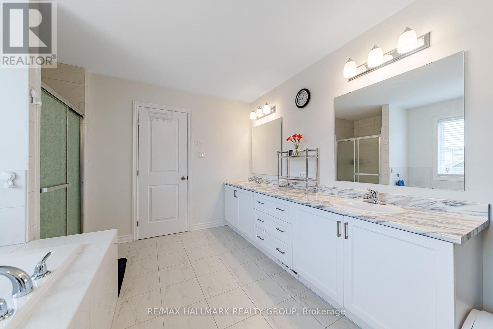 43 Cento Way