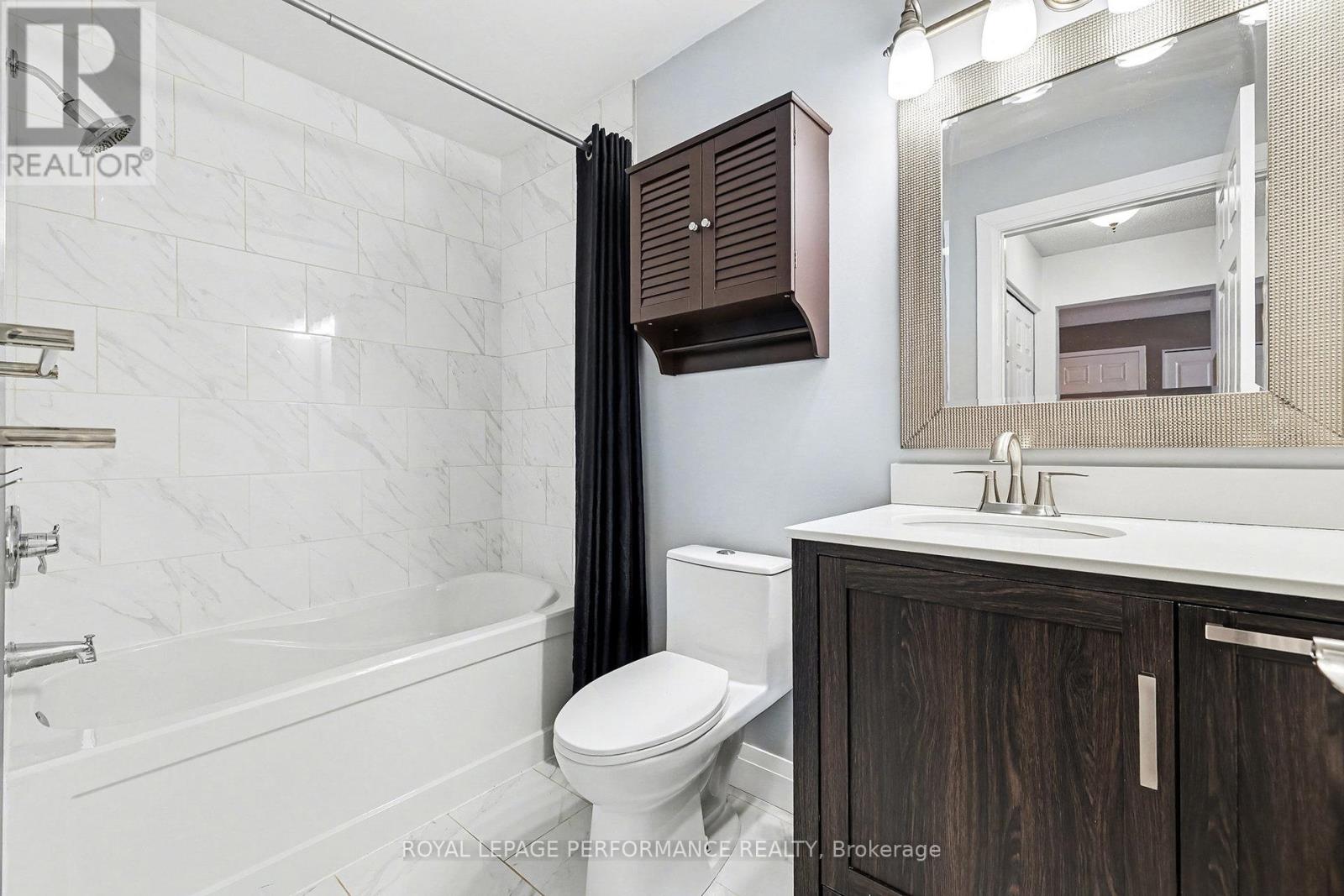 D6 - 160 Edwards Street