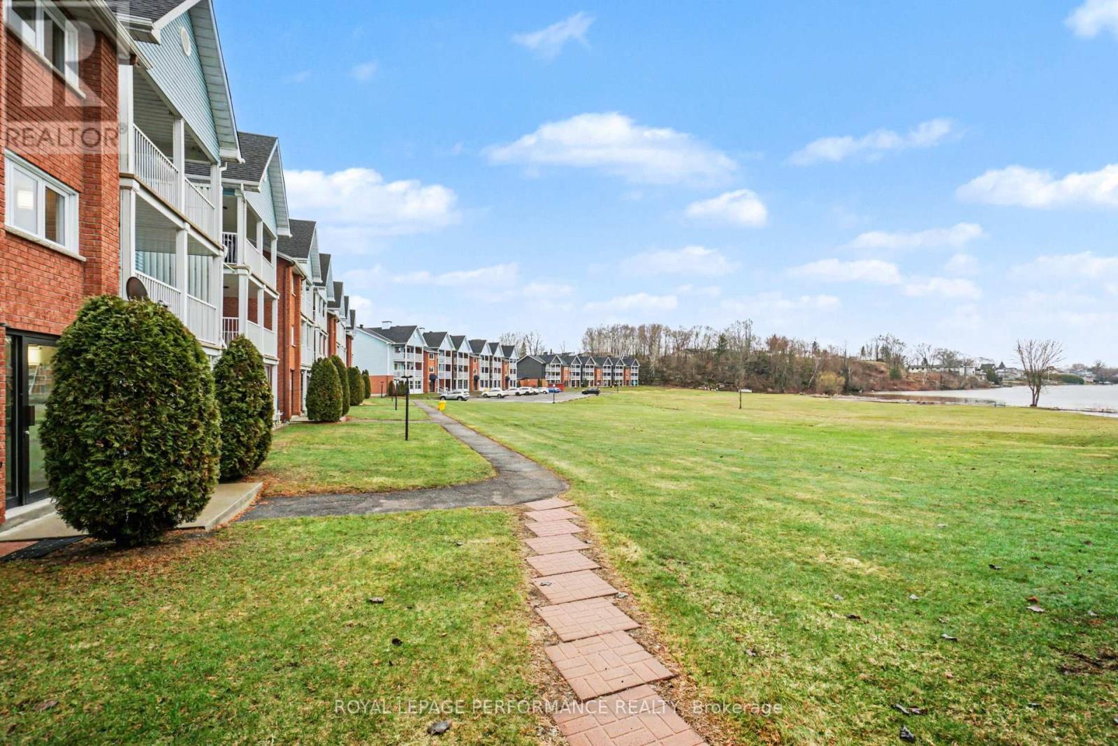 D6 - 160 Edwards Street