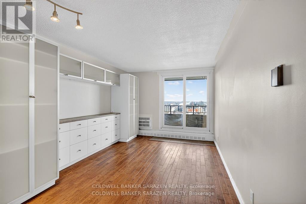 #2305 - 1785 Frobisher Lane