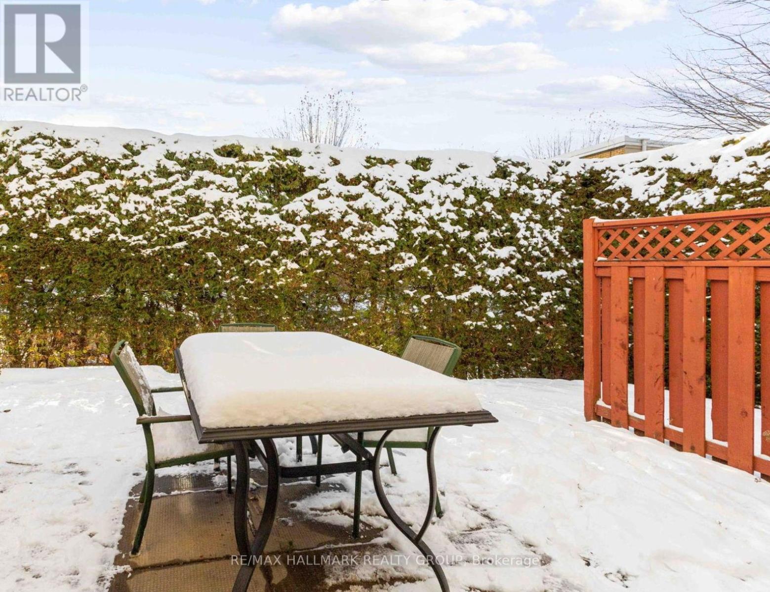 11 - 1160 Shillington Avenue