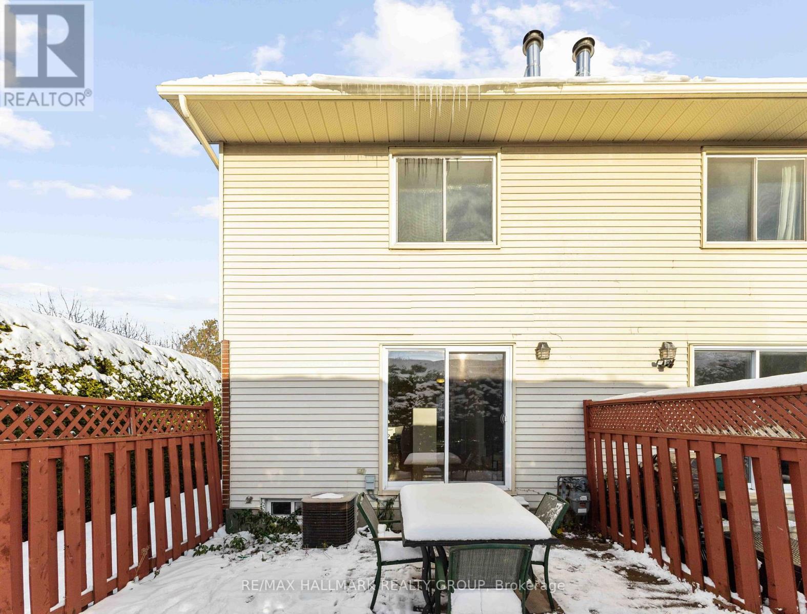 11 - 1160 Shillington Avenue