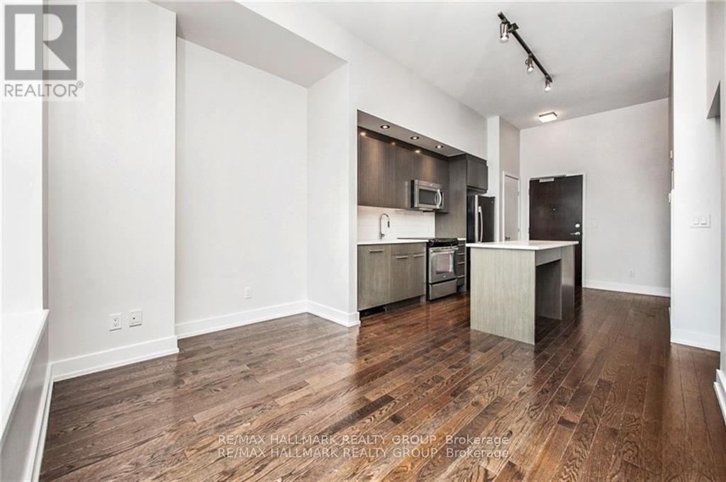 103 - 360 Patricia Avenue