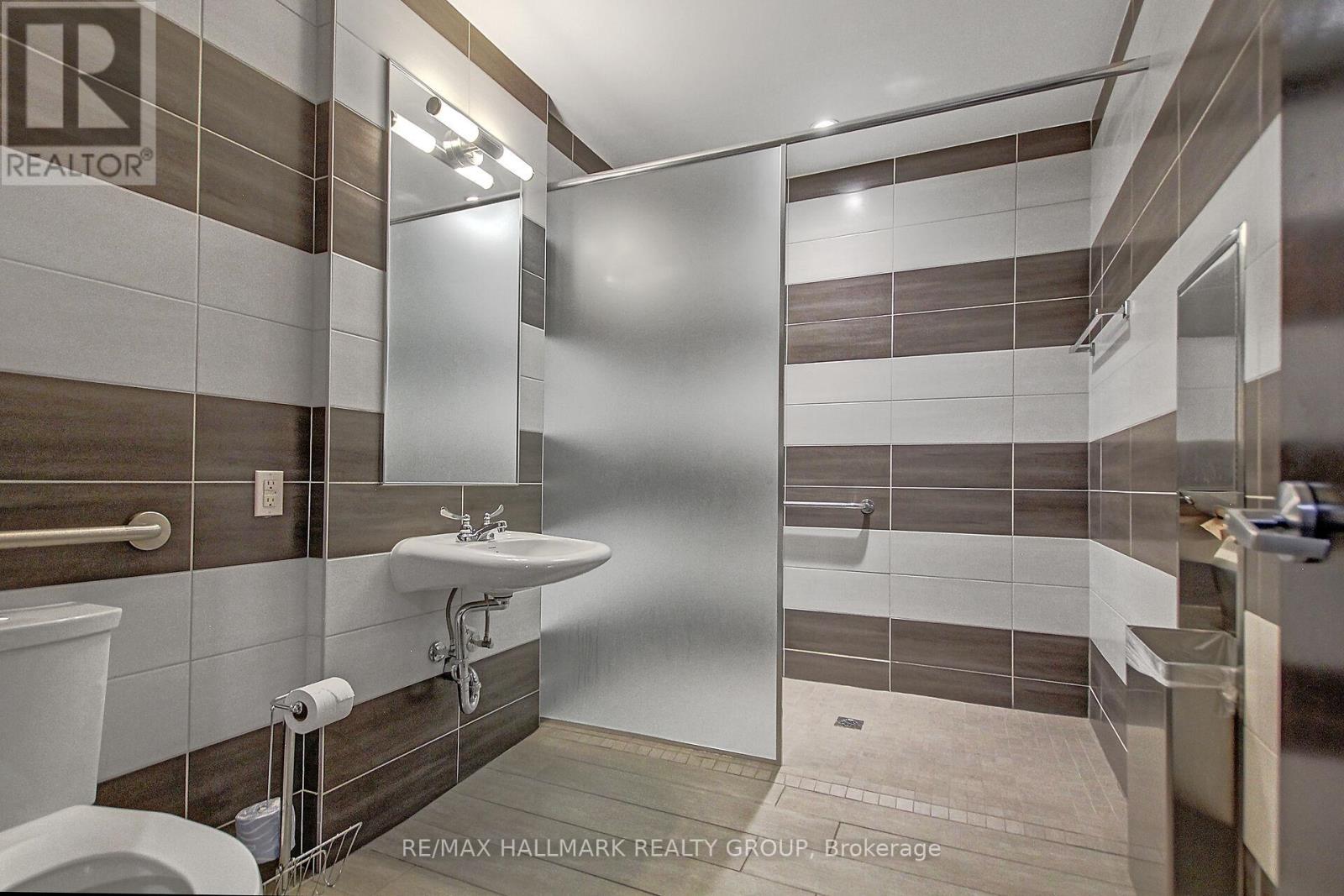 103 - 360 Patricia Avenue