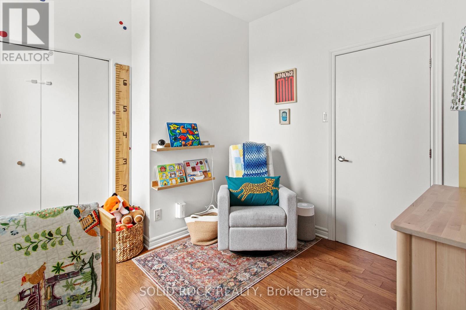 805 - 250 Lett Street