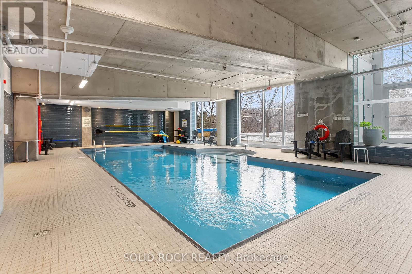 805 - 250 Lett Street