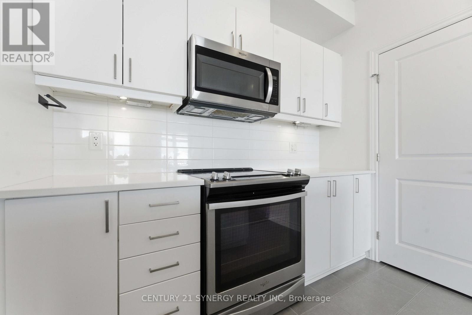 C - 60 Jaguar Private