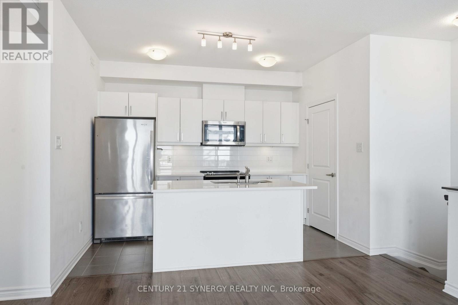 C - 60 Jaguar Private