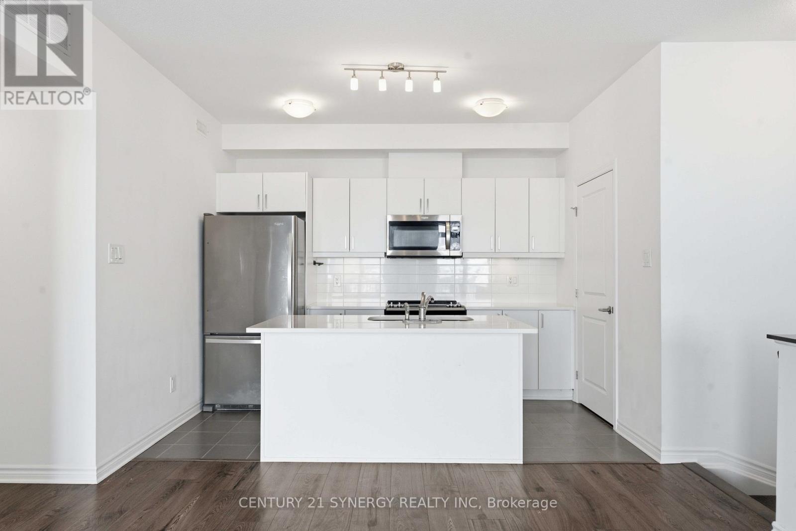 C - 60 Jaguar Private