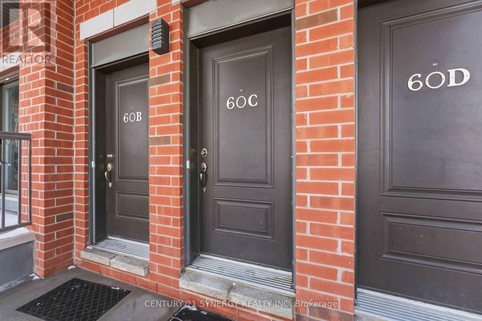 C - 60 Jaguar Private