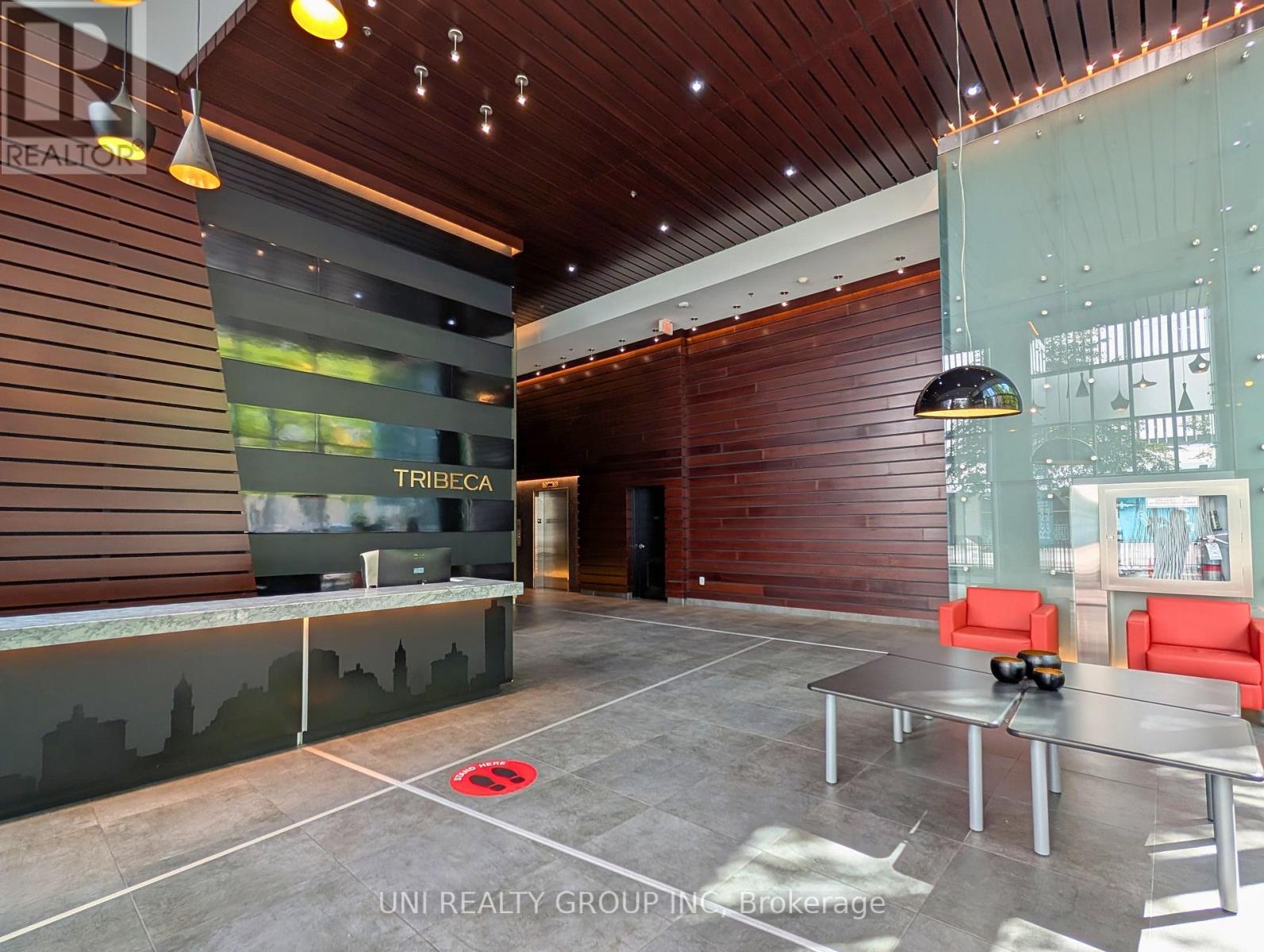 1008 - 179 Metcalfe Street