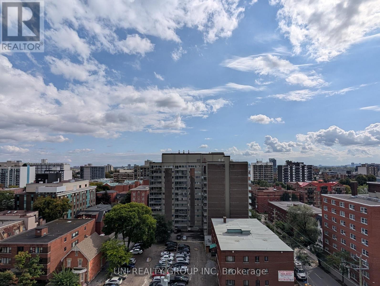 1008 - 179 Metcalfe Street