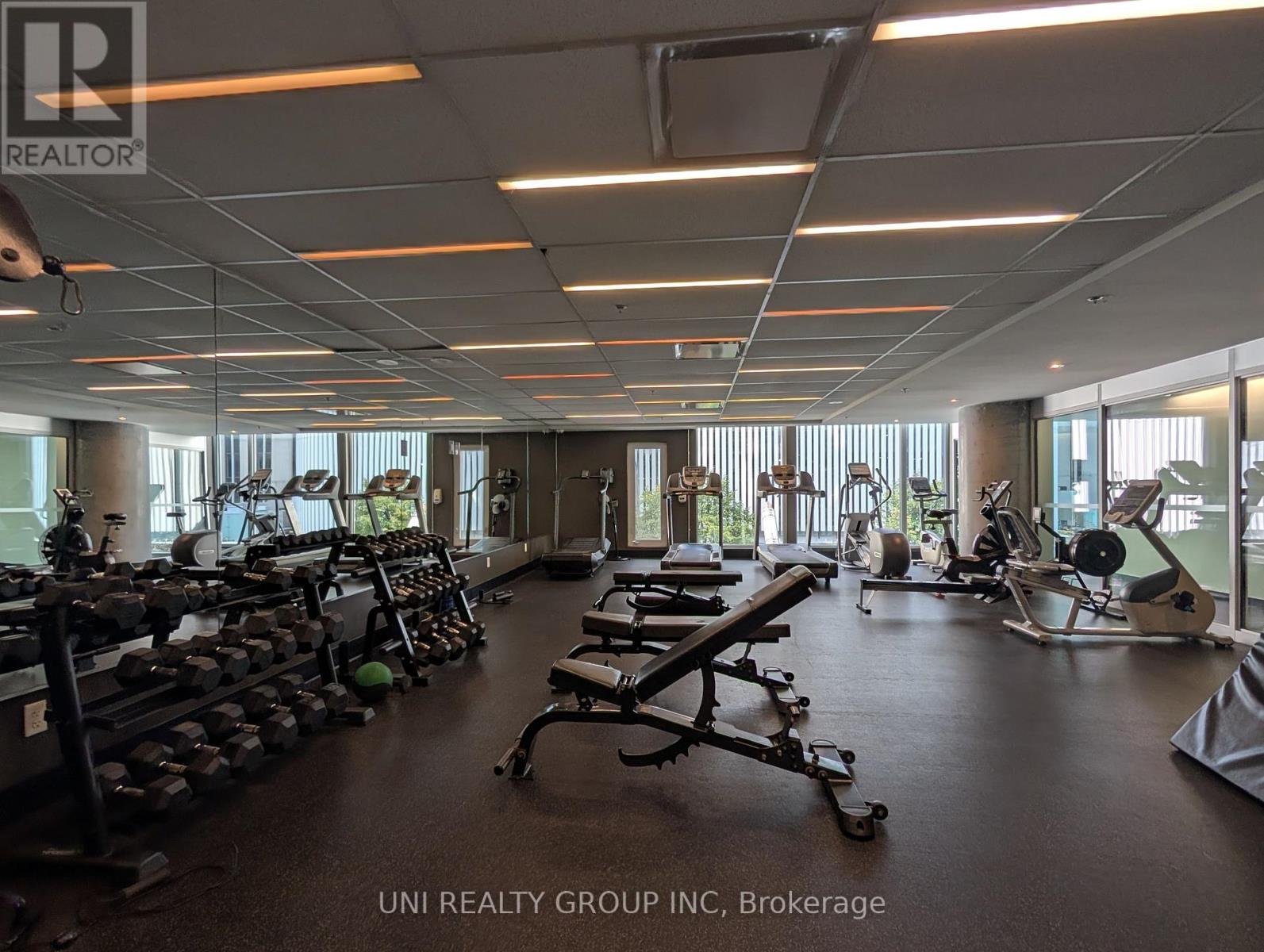 1008 - 179 Metcalfe Street