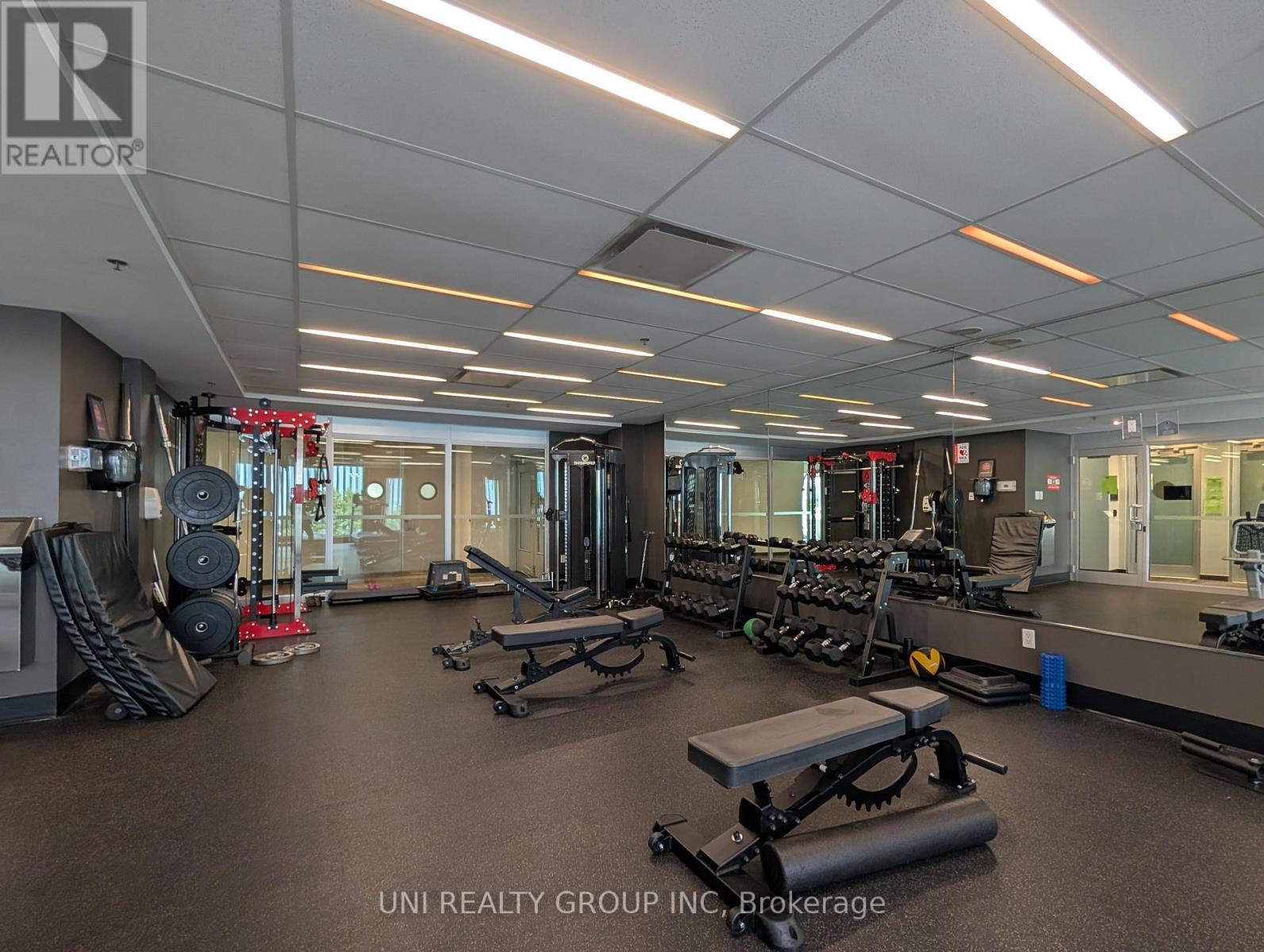 1008 - 179 Metcalfe Street