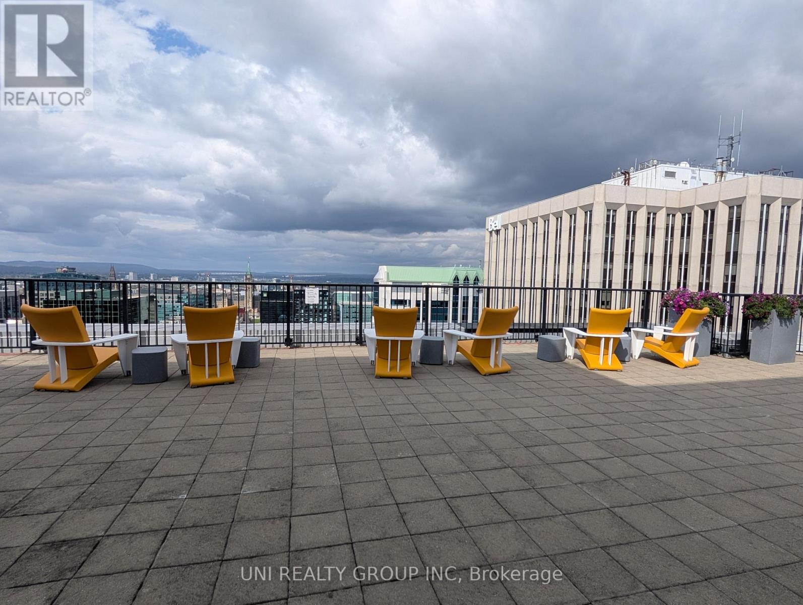 1008 - 179 Metcalfe Street