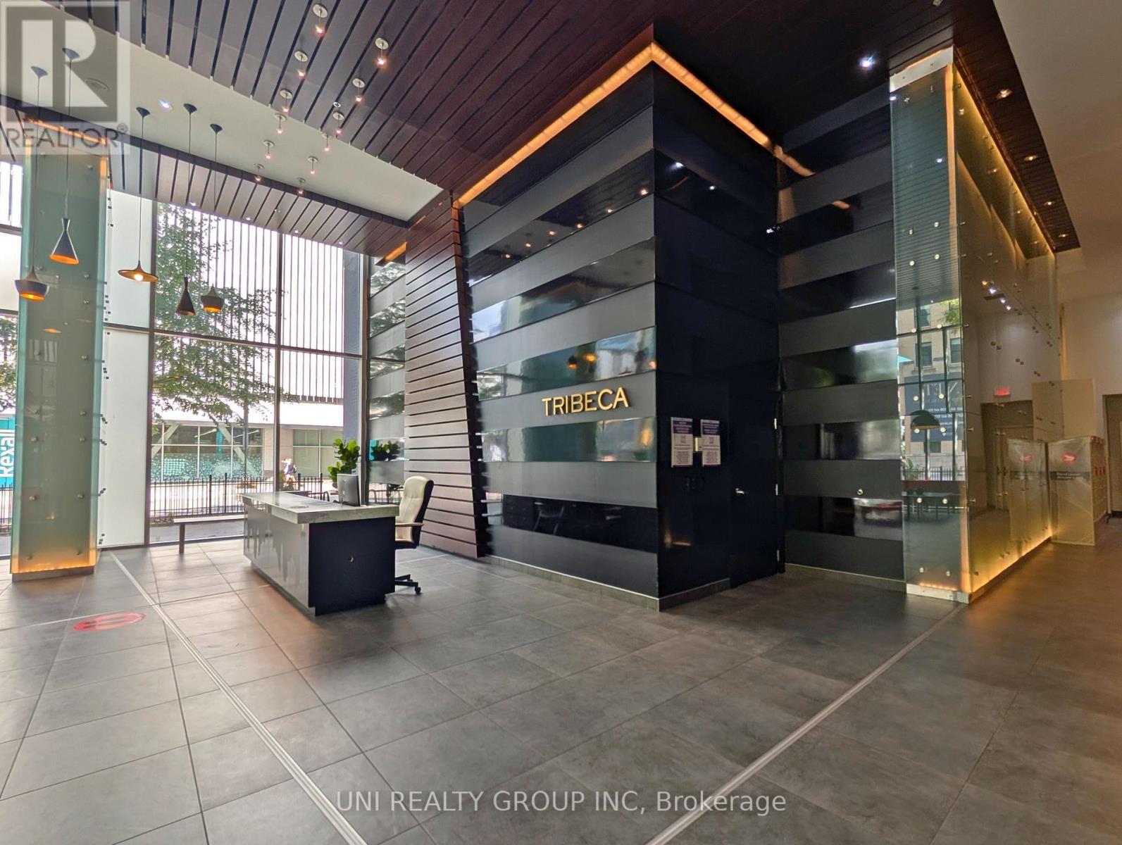 1008 - 179 Metcalfe Street