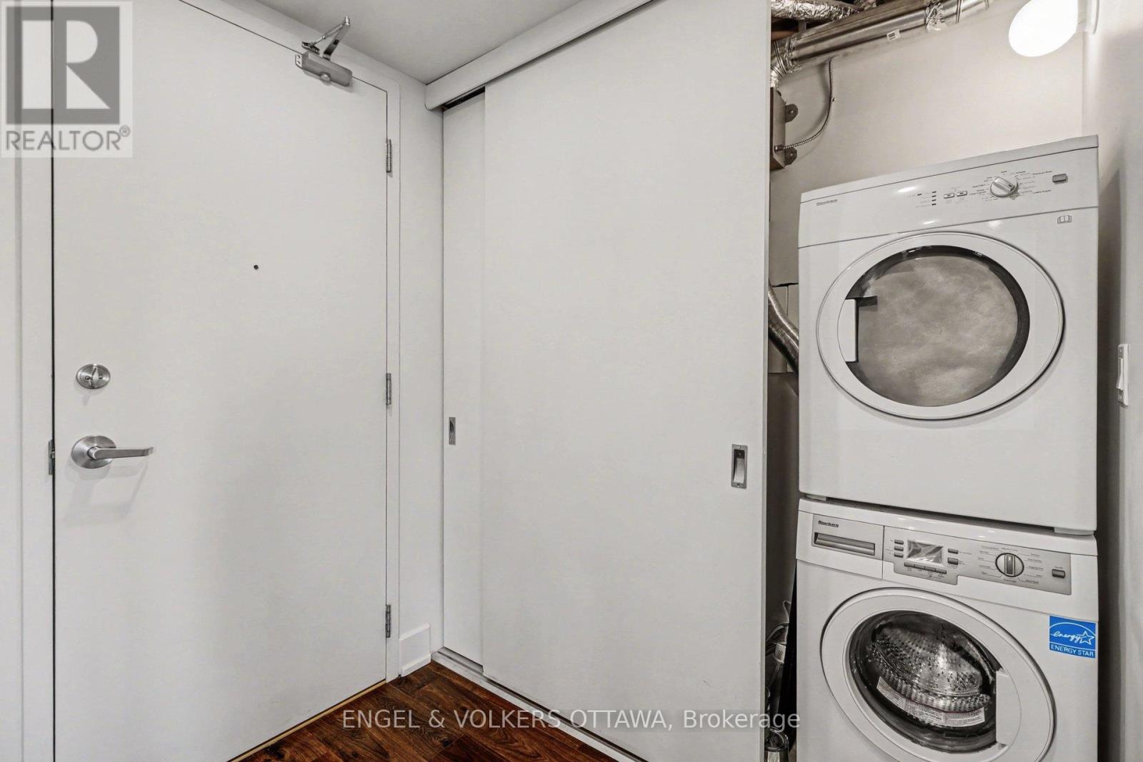 318 - 7 Marquette Avenue