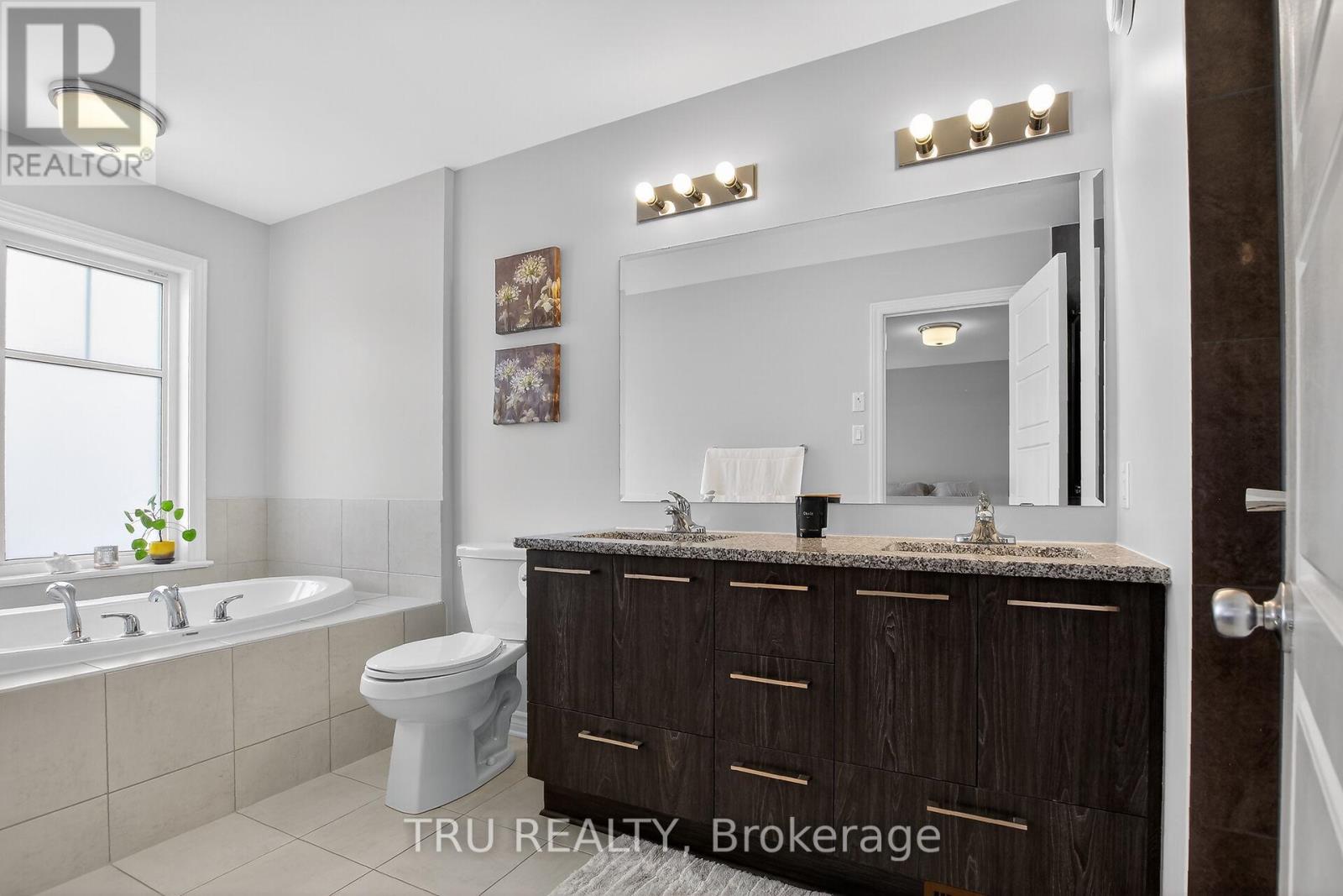 2850 Grand Canal Street