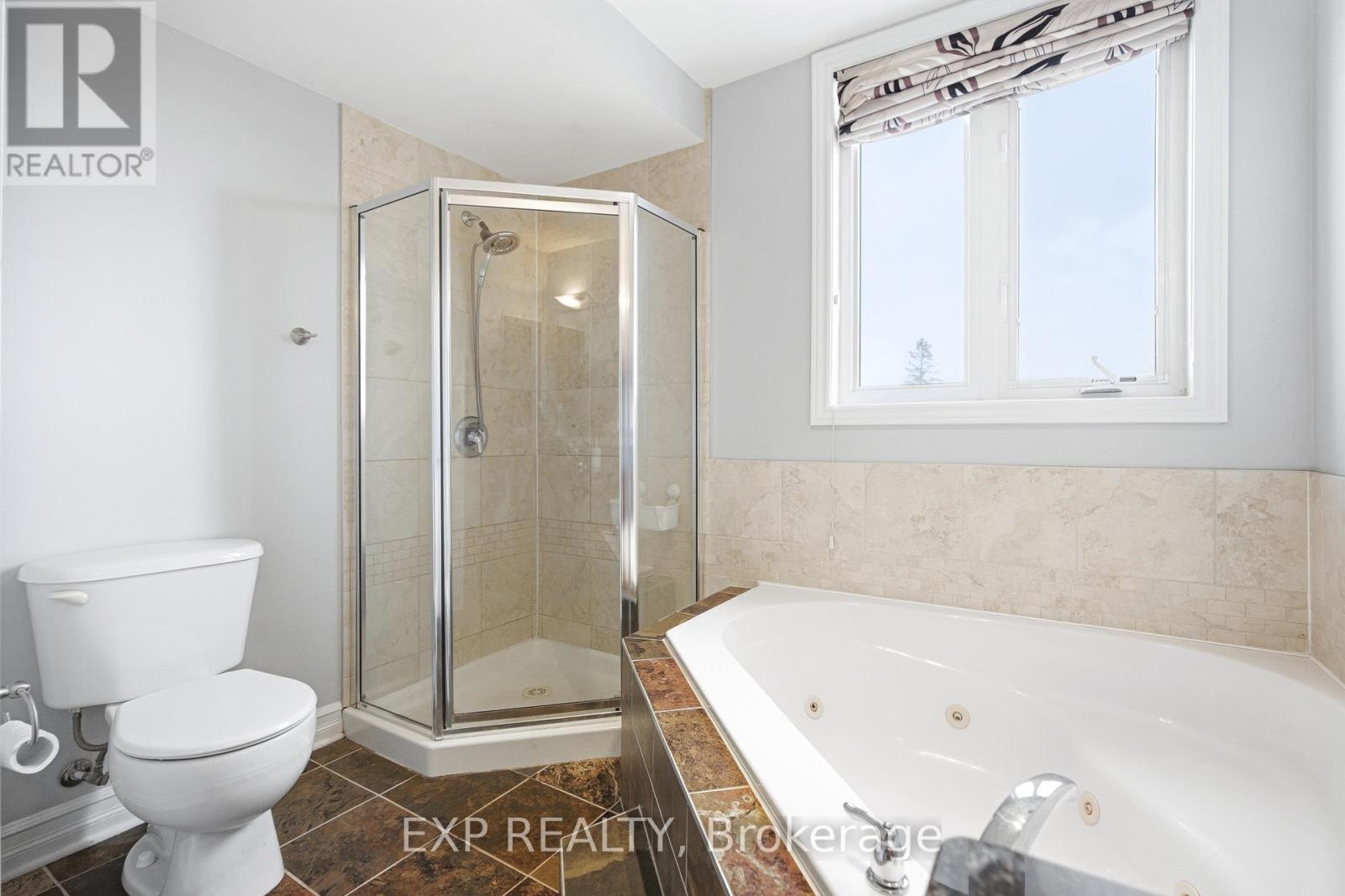 402 - 711 Churchill Avenue