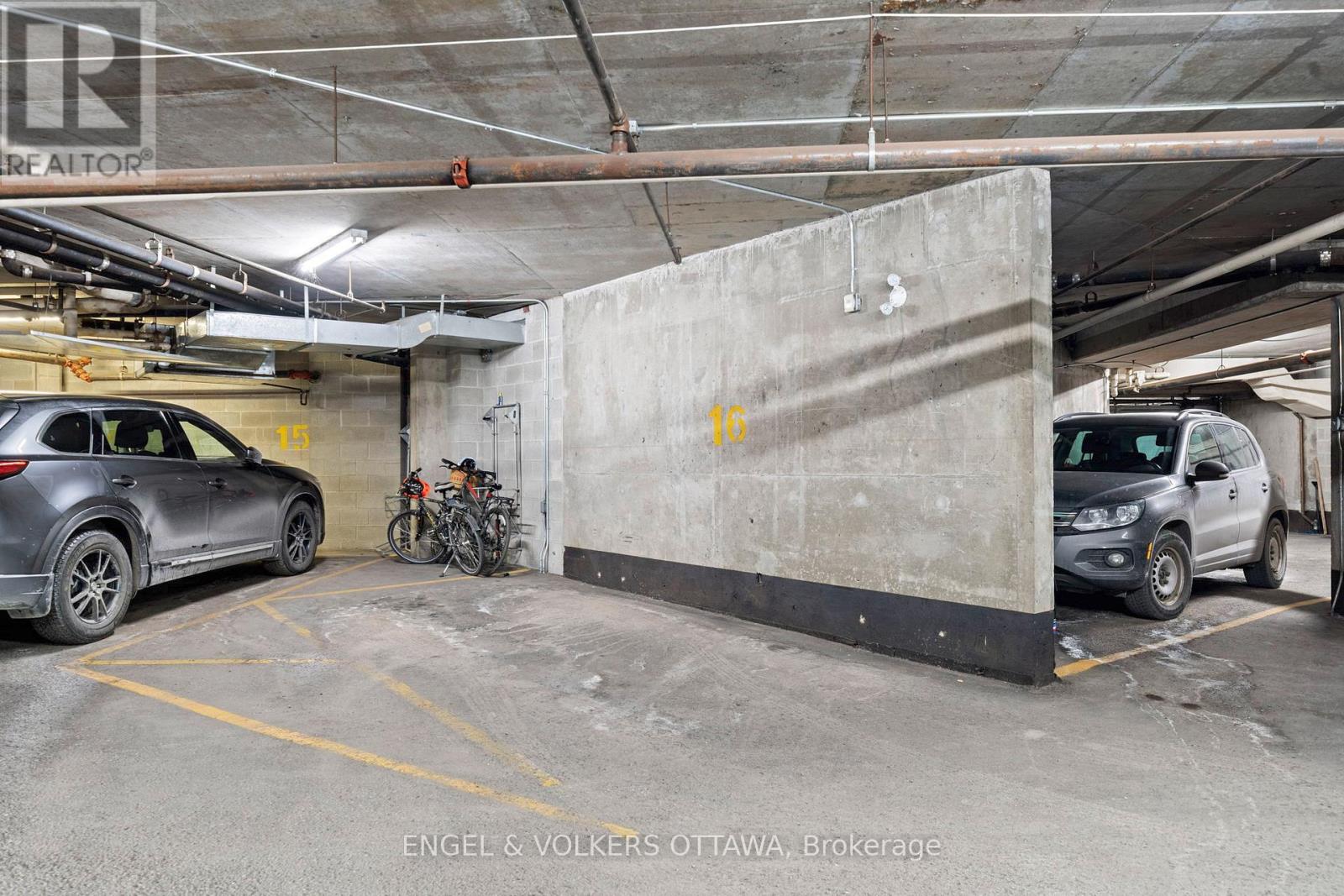 207 - 10 Main Street