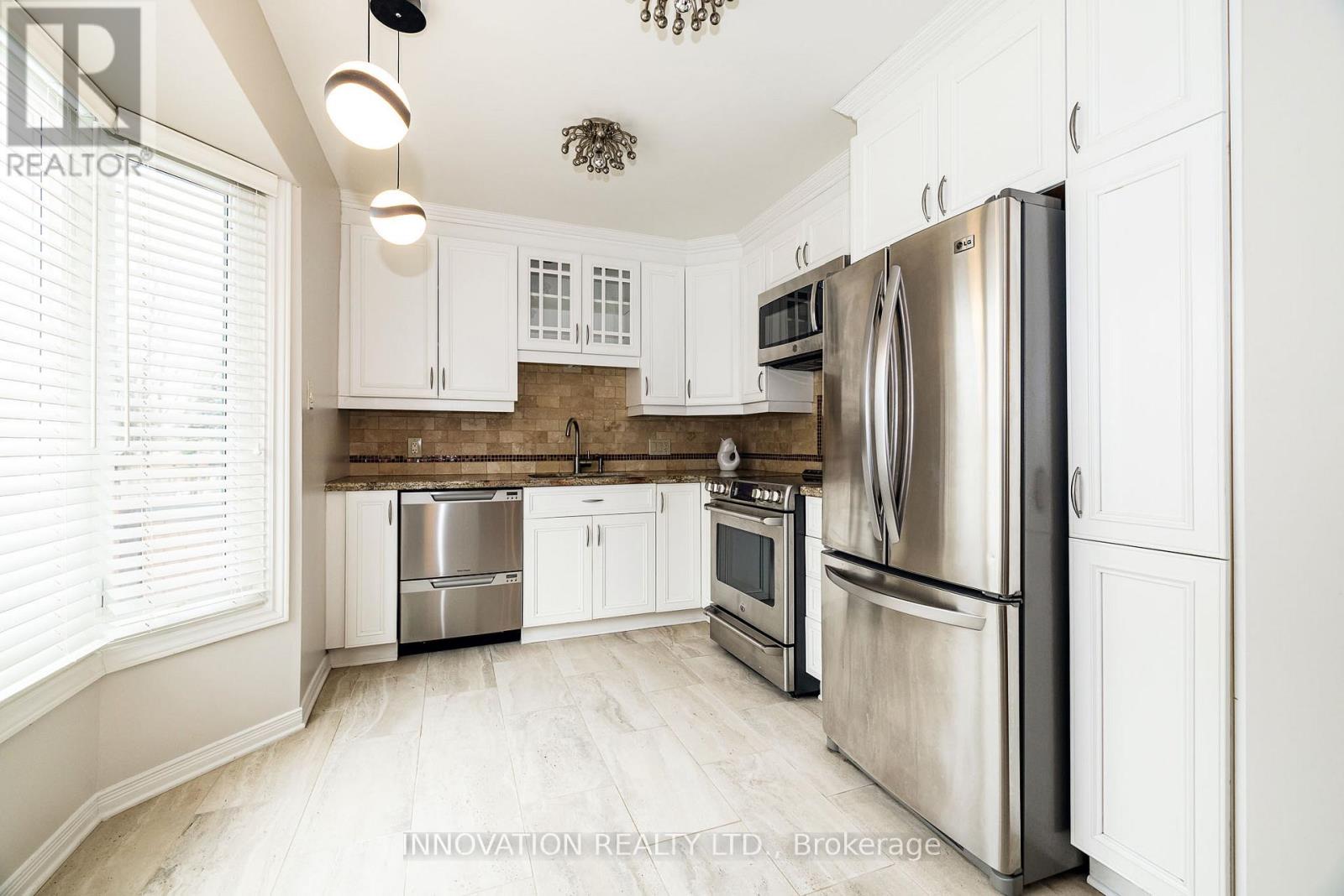 2751 Massicotte Lane