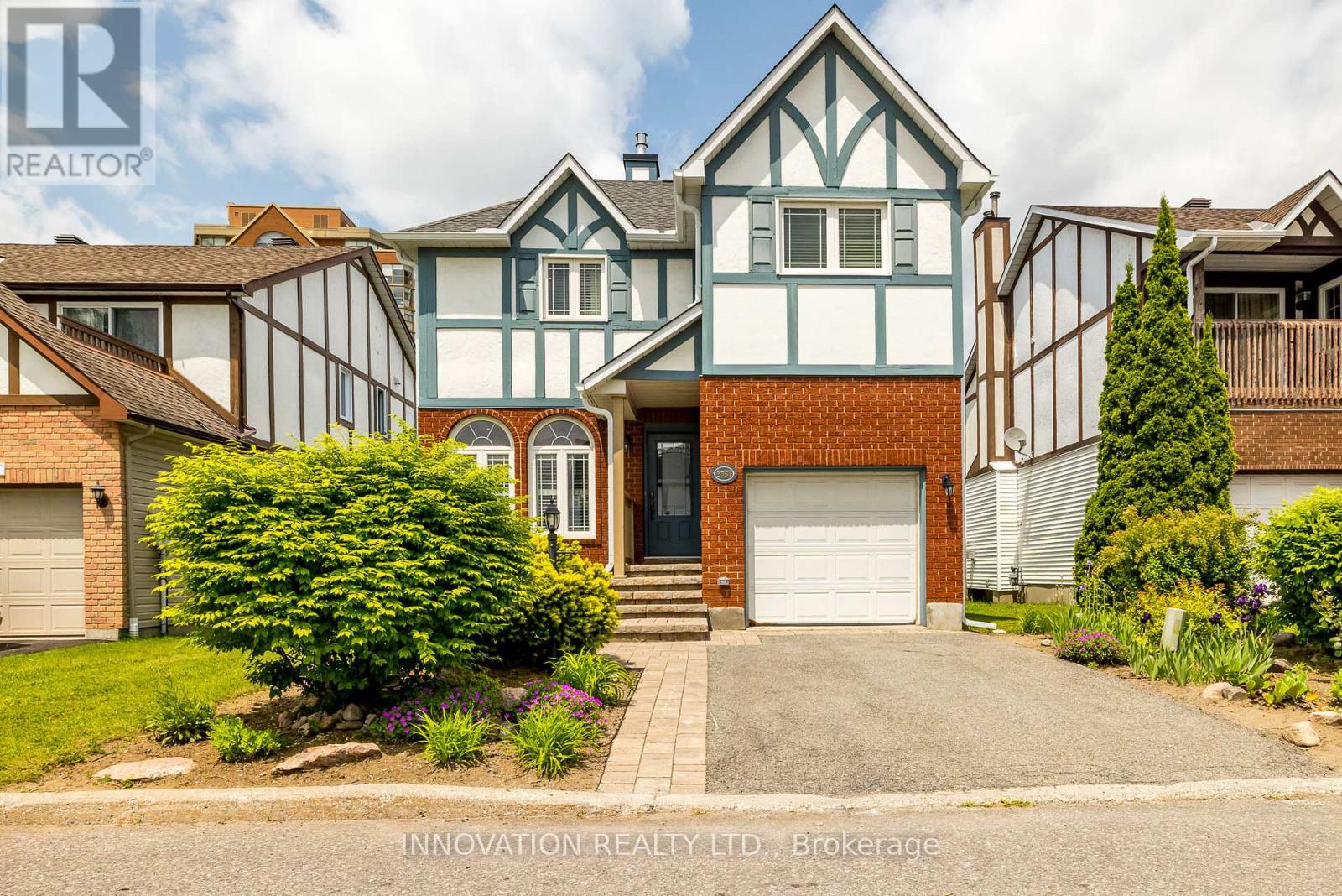 2751 Massicotte Lane