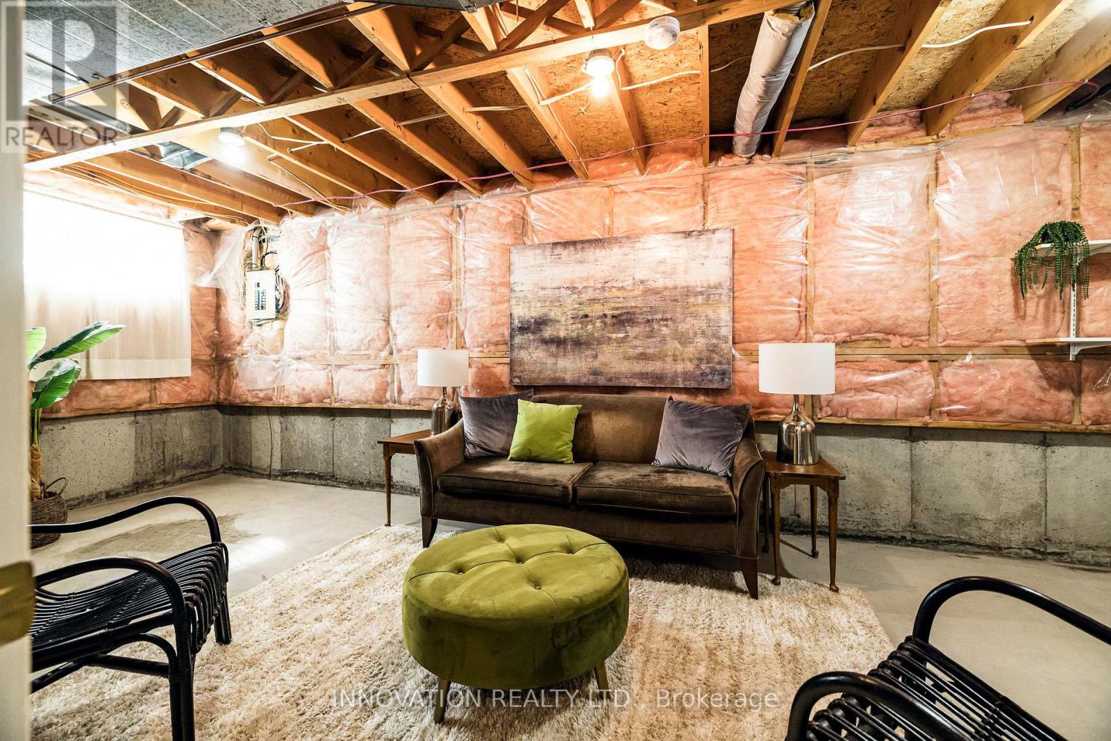 2751 Massicotte Lane