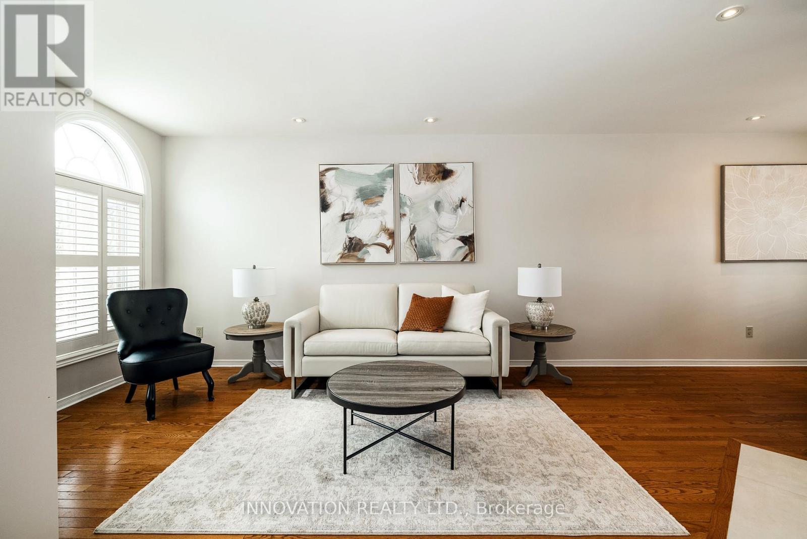 2751 Massicotte Lane